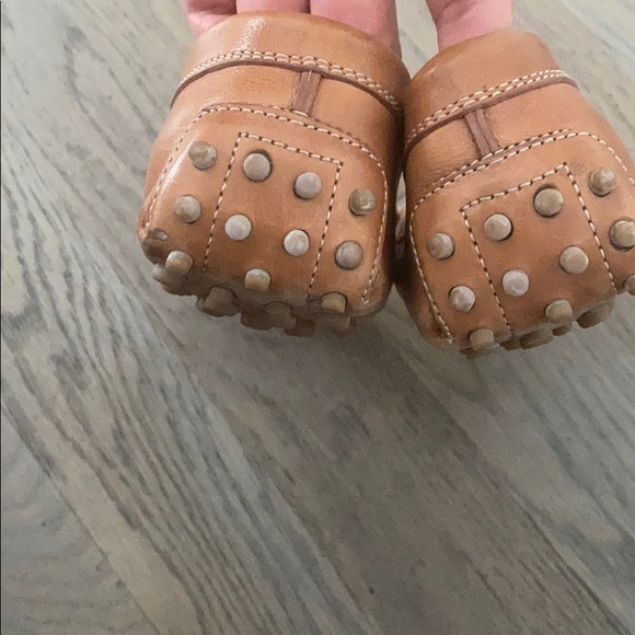 COPY - TOD’s Gommini Leather Loafers in Tan - Picture 3 of 3